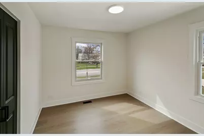 212 S River Road, Naperville, IL 60540 - Photo 20