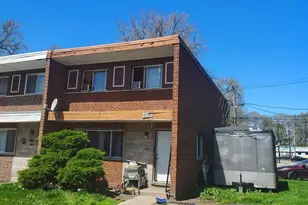 9522 S Colfax Ave, Chicago, IL 60617 - Photo 1