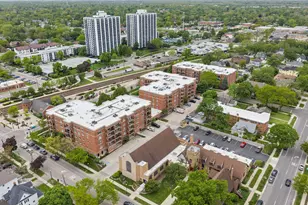 455 W Front St, Wheaton, IL 60187 - Photo 40