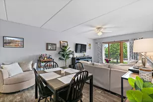 455 W Front St, Wheaton, IL 60187 - Photo 8