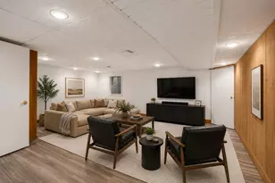285 E 1st St, Elmhurst, IL 60126 - Photo 8