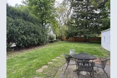 352 S Wright Street, Naperville, IL 60540 - Photo 2