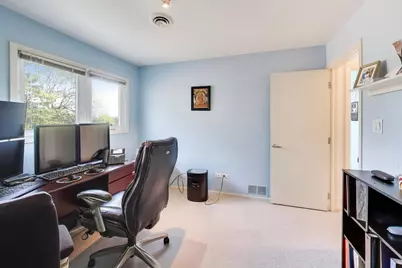 4 Kingsbury Court, Oak Brook, IL 60523 - Photo 30