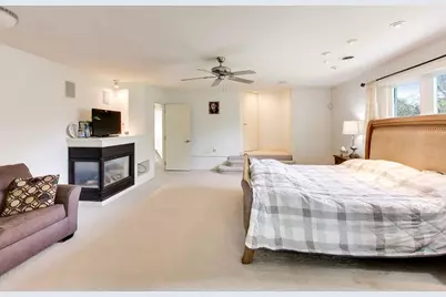 4 Kingsbury Court, Oak Brook, IL 60523 - Photo 18