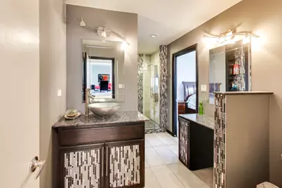 4 Kingsbury Court, Oak Brook, IL 60523 - Photo 32