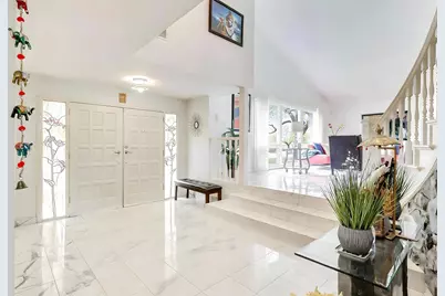 4 Kingsbury Court, Oak Brook, IL 60523 - Photo 4
