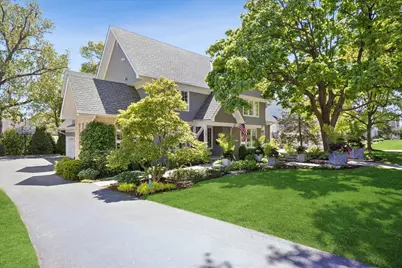 829 S Thurlow Street, Hinsdale, IL 60521 - Photo 2