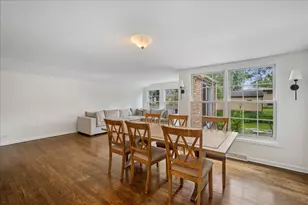 1815 Oak Ave, Northbrook, IL 60062 - Photo 6