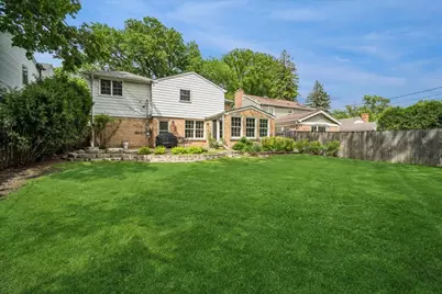 1815 Oak Avenue, Northbrook, IL 60062 - Photo 24
