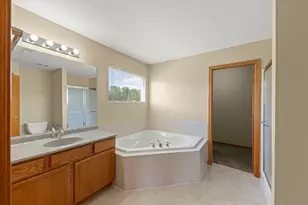 905 Churchill Dr, Plano, IL 60545 - Photo 16