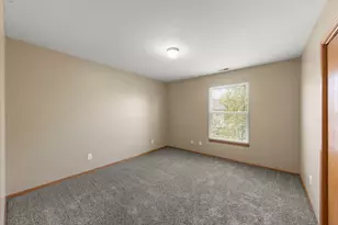905 Churchill Dr, Plano, IL 60545 - Photo 18
