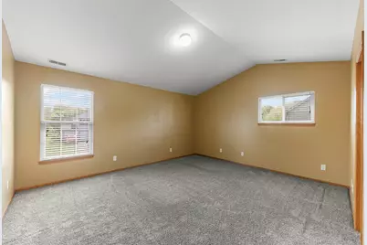 905 Churchill Drive, Plano, IL 60545 - Photo 14
