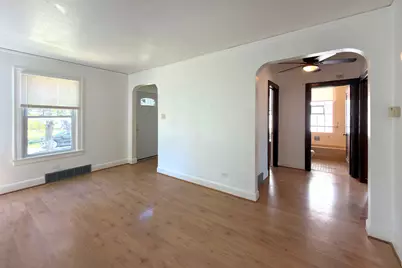 963 E Prairie Street, Des Plaines, IL 60016 - Photo 4