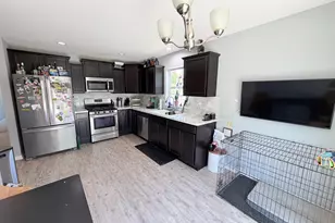 133 Norfolk Ln, Pingree Grove, IL 60140 - Photo 8