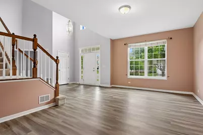 6084 Russell Drive, Hoffman Estates, IL 60192 - Photo 2