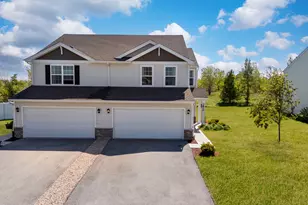 3810 Brickyard Dr, Joliet, IL 60436 - Photo 2