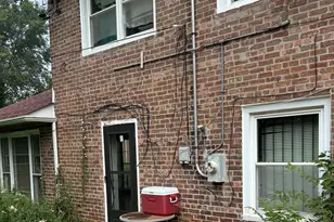 9148 S Burnside Ave, Chicago, IL 60619 - Photo 2