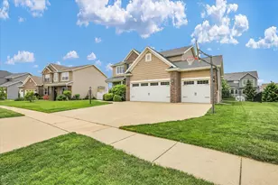 205 Independence Dr, Savoy, IL 61874 - Photo 8
