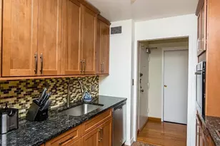 3550 N Lake Shore Dr, Chicago, IL 60657 - Photo 6