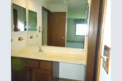 1017 Brentwood Circle, Buffalo Grove, IL 60089 - Photo 18