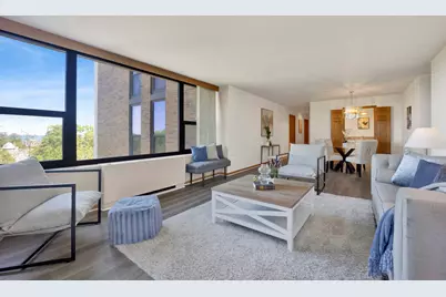 1850 N Clark Street #703, Chicago, IL 60614 - Photo 2