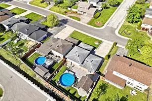 8525 Blueridge Ave, Hickory Hills, IL 60457 - Photo 32
