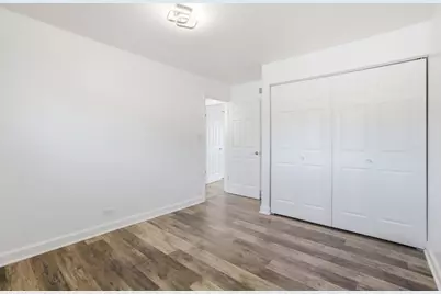8525 Blue Ridge Avenue, Hickory Hills, IL 60457 - Photo 18
