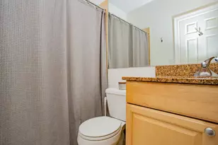 1504 W Pearson St, Chicago, IL 60642 - Photo 20
