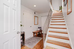 1504 W Pearson St, Chicago, IL 60642 - Photo 2