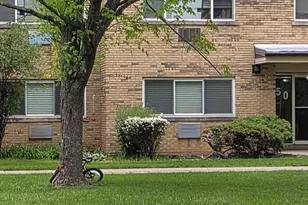 750 Dempster St, Mount Prospect, IL 60056 - Photo 1