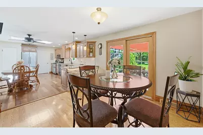 20W545 Moreland Avenue, Addison, IL 60101 - Photo 8
