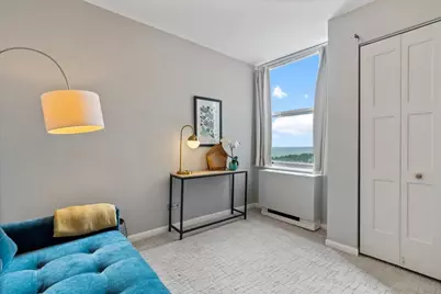 525 W Hawthorne Place #2407, Chicago, IL 60657 - Photo 22