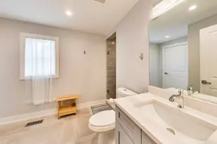 2934 N 77th Ct, Elmwood Park, IL 60707 - Photo 18