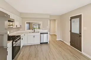 2525 223rd St, Sauk Village, IL 60411 - Photo 10