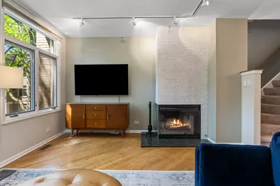 2740 N Janssen Avenue, Chicago, IL 60614 - Photo 4