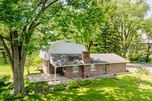 18N988 Angelina Pl, Algonquin, IL 60102 - Photo 4