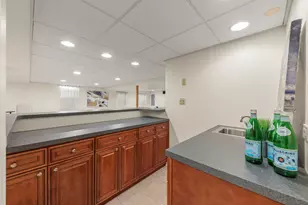 6621 Greene Rd, Woodridge, IL 60517 - Photo 30