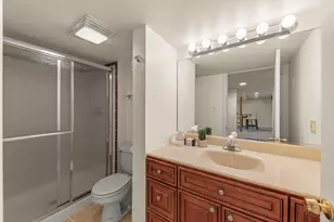 6621 Greene Rd, Woodridge, IL 60517 - Photo 32