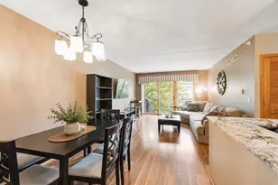 1477 E Thacker St, Des Plaines, IL 60016 - Photo 4