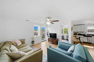 2501 W Bryn Mawr Ave, Chicago, IL 60659 - Photo 4