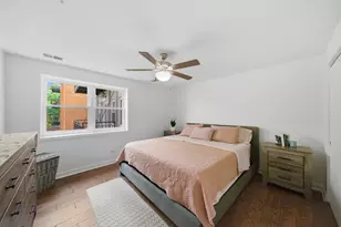 2501 W Bryn Mawr Ave, Chicago, IL 60659 - Photo 10