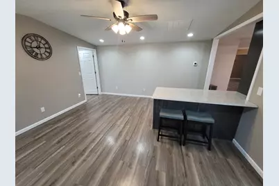 2705 S Broadway Avenue, Salem, IL 62881 - Photo 18