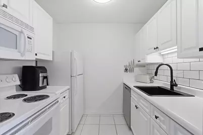 33 W Delaware Place #19E, Chicago, IL 60610 - Photo 8