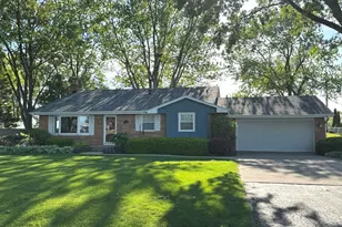 1496 W Lotus Ln, Kankakee, IL 60901 - Photo 1