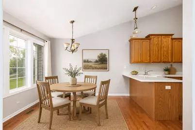 1340 Prairie View Parkway, Cary, IL 60013 - Photo 8