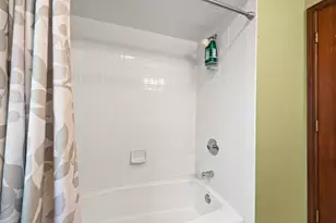 8770 Butterfield Ln, Orland Park, IL 60462 - Photo 24