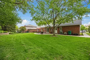 8770 Butterfield Ln, Orland Park, IL 60462 - Photo 30