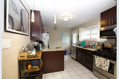55 E Jeffrey Avenue #House, Wheeling, IL 60090 - Photo 2