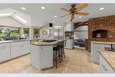 105 Thrush Lane, Naperville, IL 60540 - Photo 10