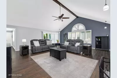 1525 Almond Court, Downers Grove, IL 60515 - Photo 10